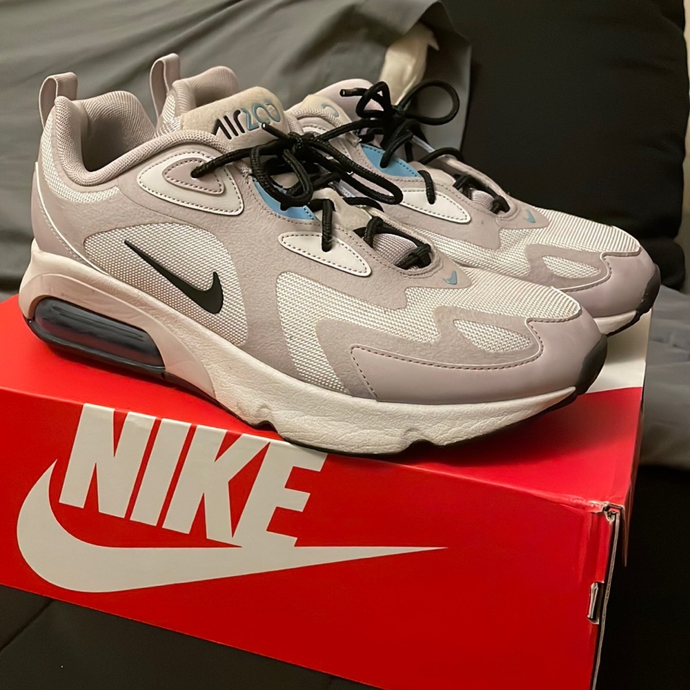 Nike Air Max 200